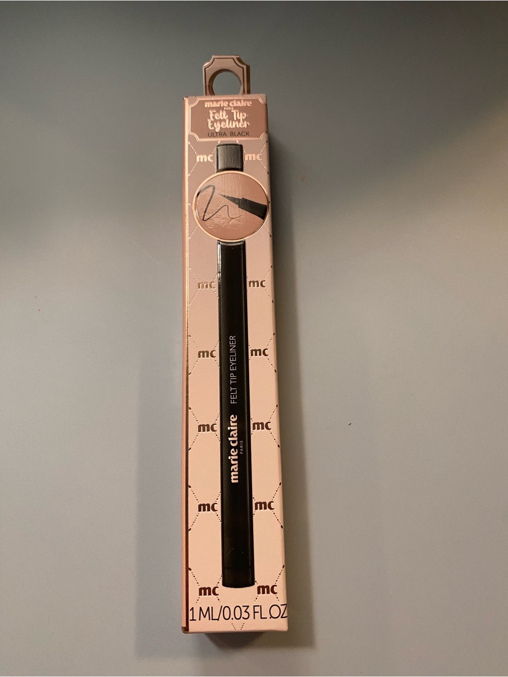 Ultra Black Felt Tip Eyeliner - Black